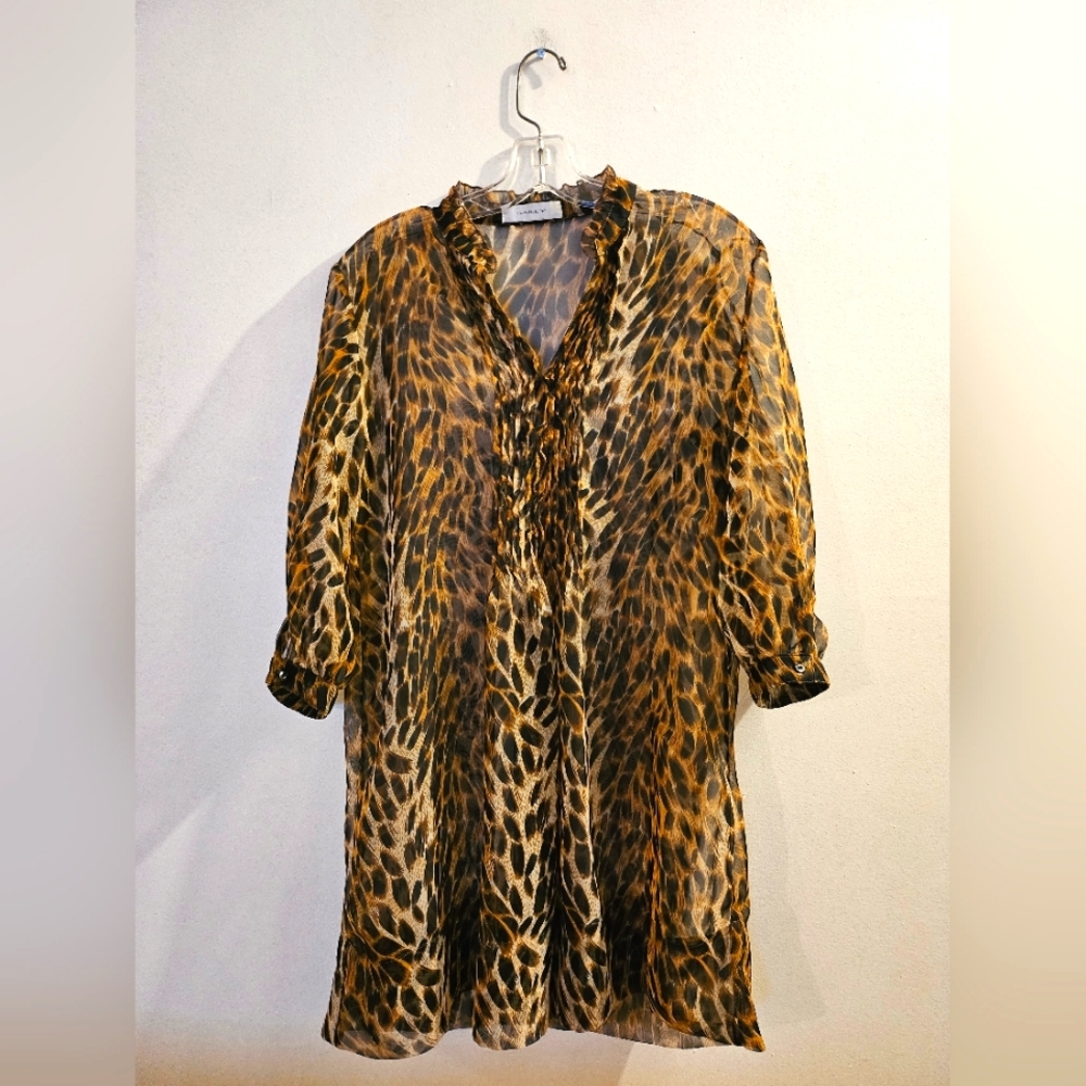 Bailey Leopard Print Sheer Light Button Up | Size Medium